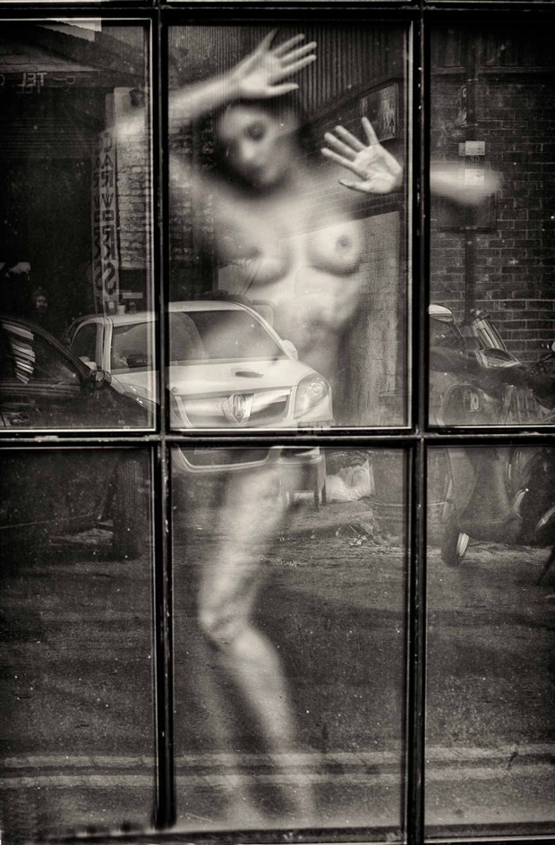 the garage Artistic Nude Photo by Photographer BenErnst