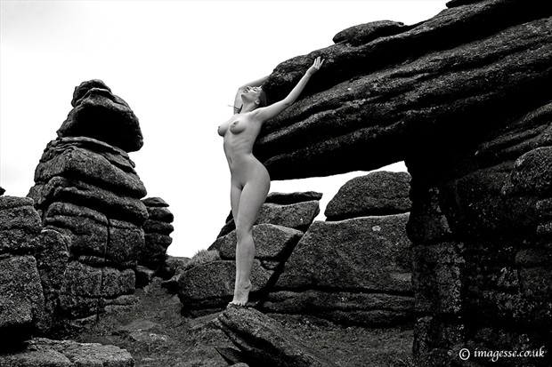 the high temple Artistic Nude Photo by Photographer imagesse