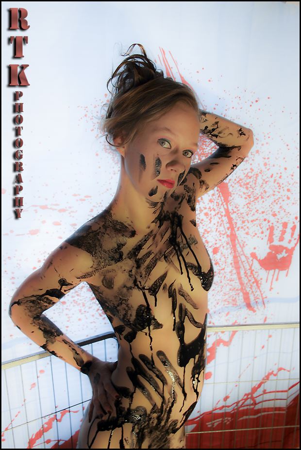 the infestation artistic nude photo by model missshawnak