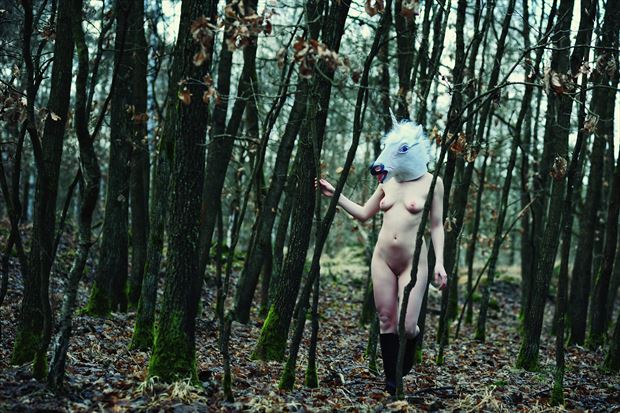 the last unicorn artistic nude photo by photographer thomas illhardt