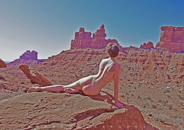 the lookout artistic nude photo by photographer shootist