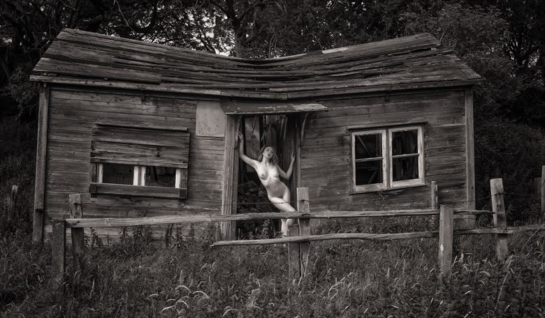 the love shack artistic nude photo by photographer neilh