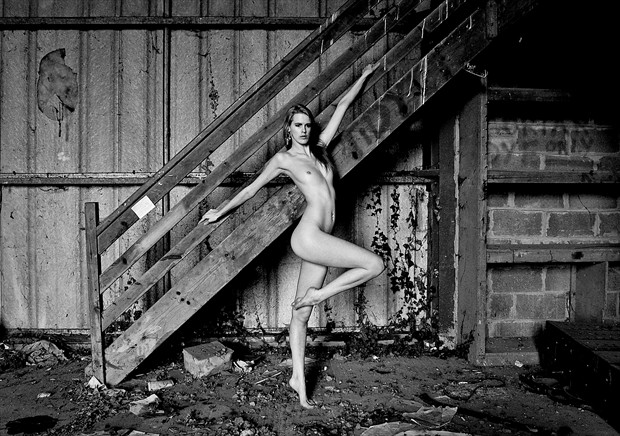 the old deserted barn Artistic Nude Photo by Photographer nigel kent