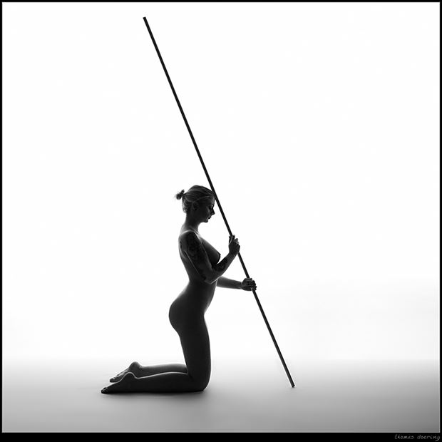 the pole artistic nude photo by photographer thomas doering