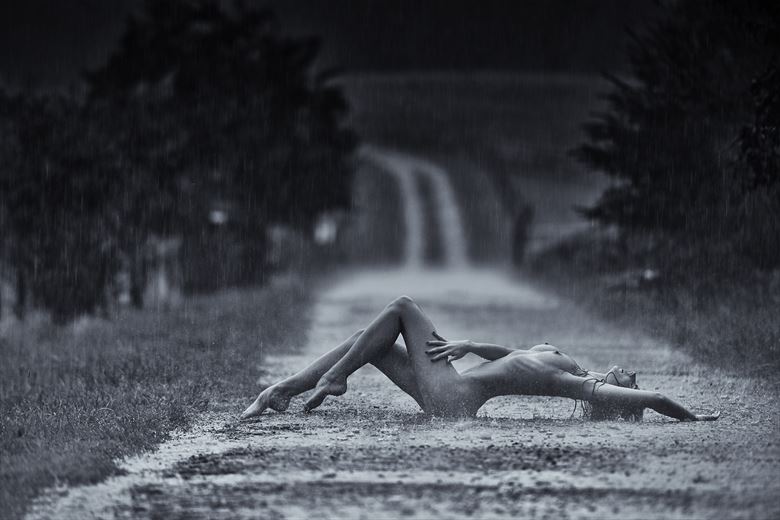 the right moment artistic nude artwork by photographer aperture22