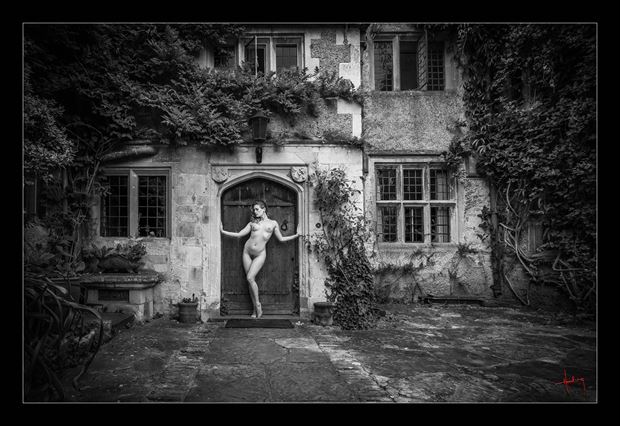 the secret garden iv artistic nude photo by photographer doug harding