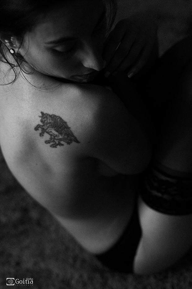the tattoo lingerie photo by model iris suarez