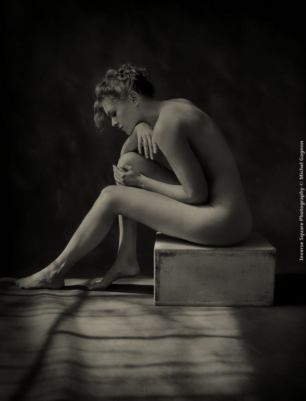 the thinker artistic nude artwork by photographer michel gagnon