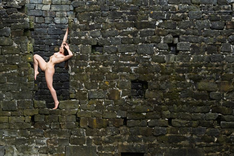 the wall artistic nude photo by photographer neilh