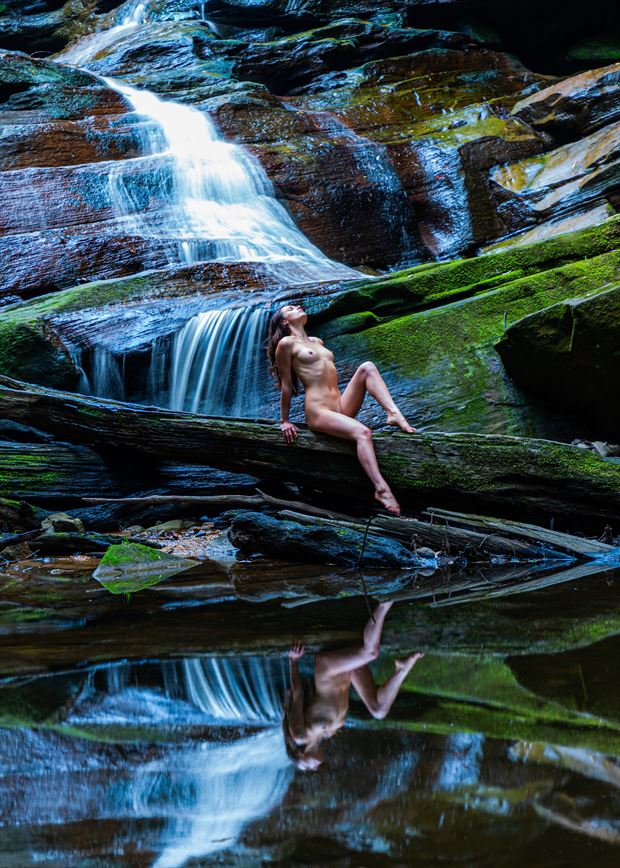 the waterfall artistic nude photo by photographer stephen wong