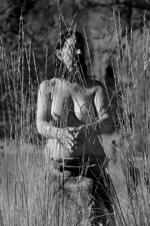 through the grass artistic nude photo by photographer mr muze