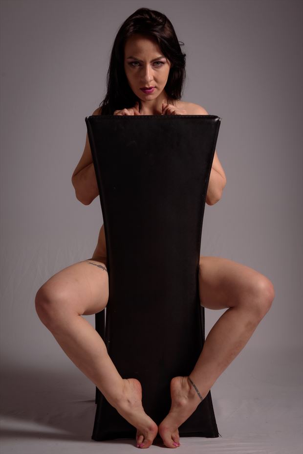 thy chair pose artistic nude photo by model blackswann_portfolio