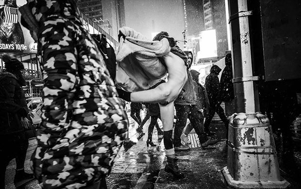 times square rush hour artistic nude photo by model perrinmarie