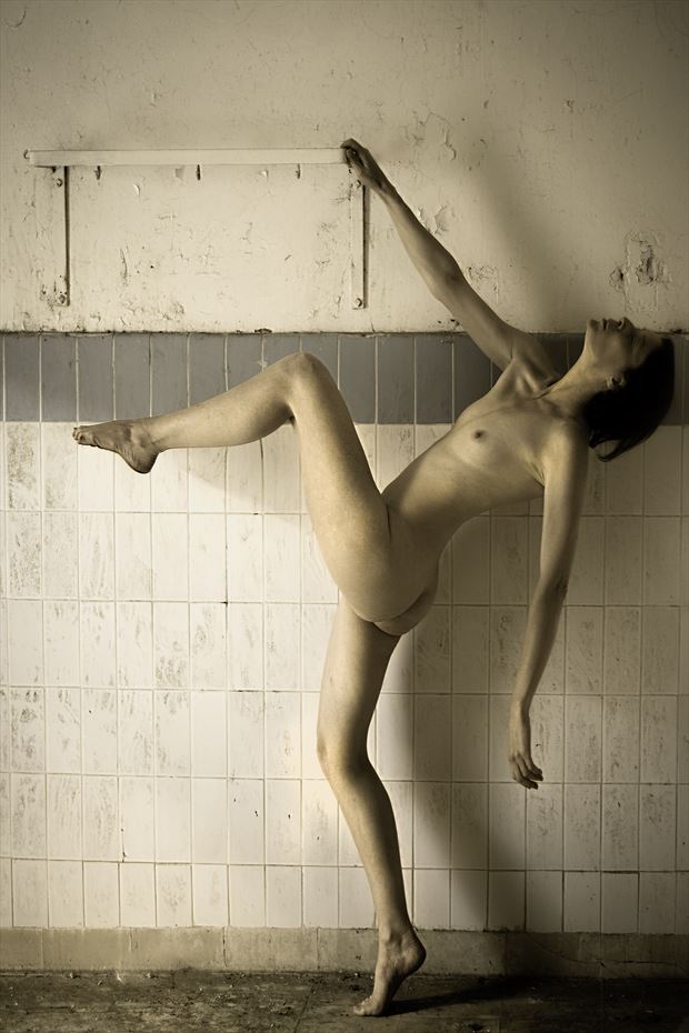 tipping point artistic nude photo by model marmalade