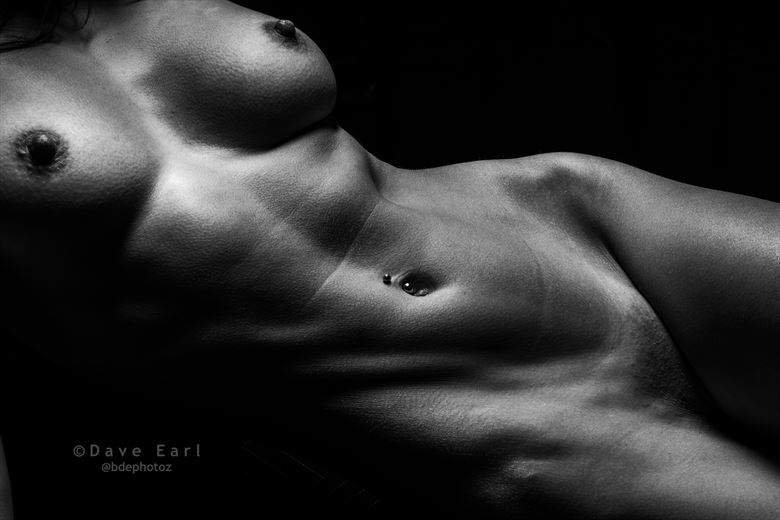 torso artistic nude photo by photographer dave earl