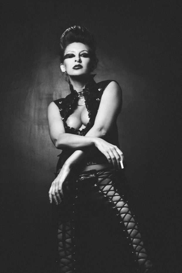 tribute to queen of punk jordan mooney alternative model photo by photographer jeffspark