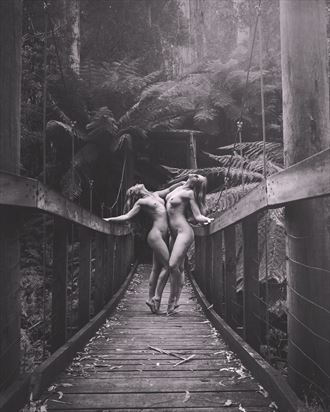 twin spirits artistic nude photo by photographer damian diviny