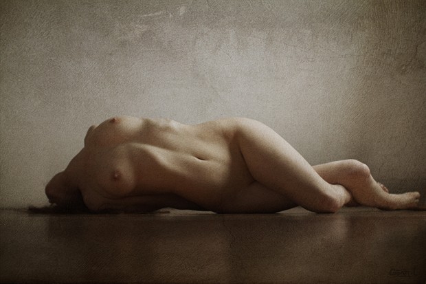 twist 2 Artistic Nude Photo by Artist Gentil