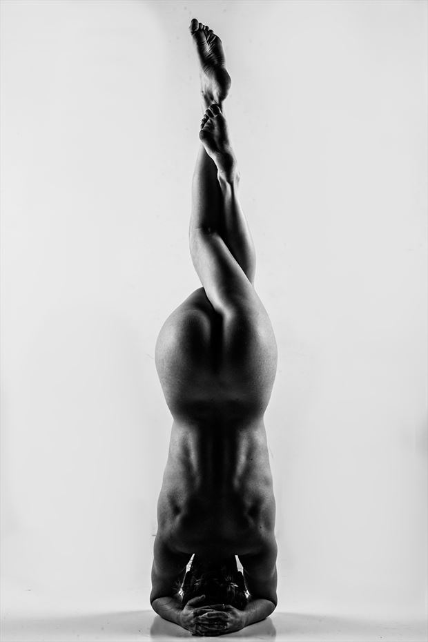 twist artistic nude photo by photographer dream digital photog