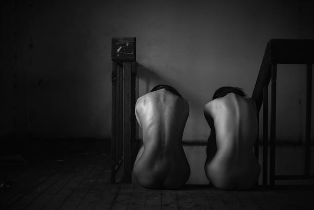 two artistic nude photo by photographer thanakorn telan
