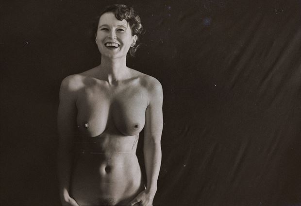 unbelievably the real thing artistic nude photo by photographer emissivity