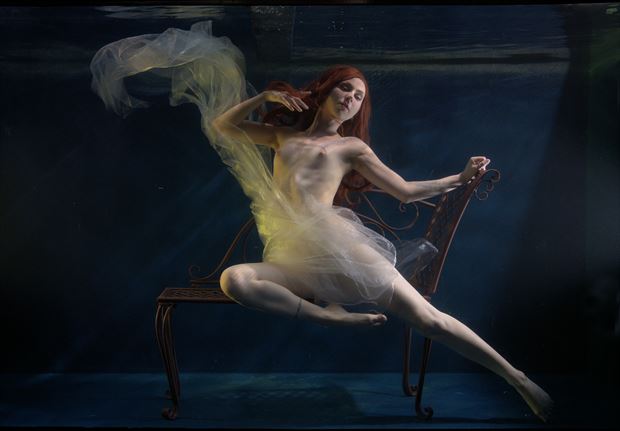 underwater chaise artistic nude photo by photographer russb