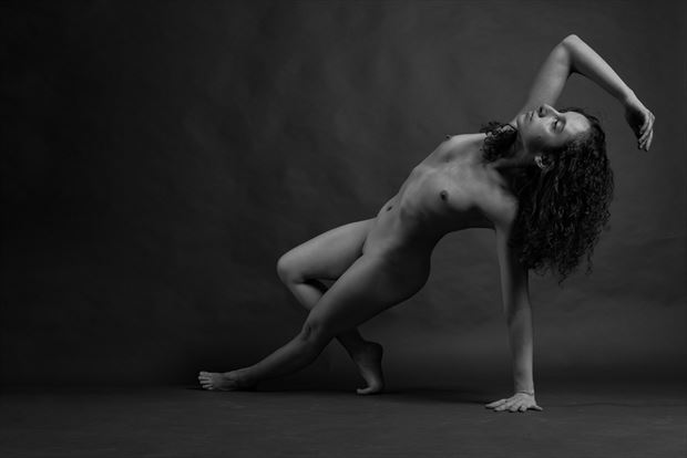 une vie simple artistic nude photo by photographer yves dufour
