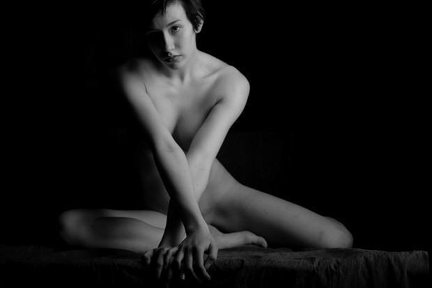 untitled Artistic Nude Photo by Photographer LightandShadow