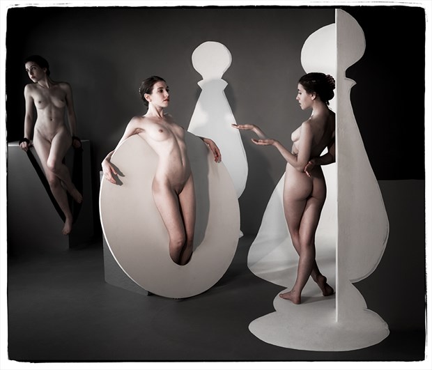 uploading Artistic Nude Photo by Photographer Thomas Sauerwein