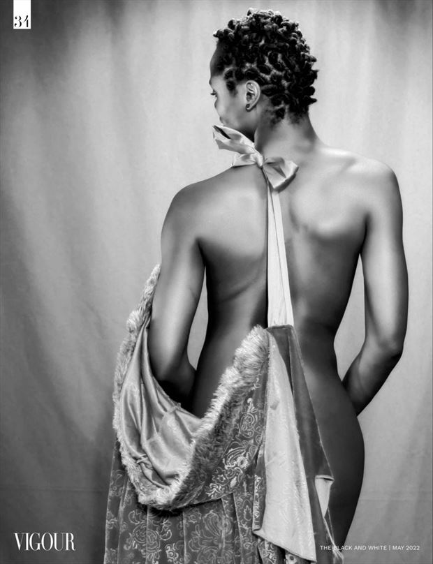 vigour black and white artistic nude photo by model sumayyah t bakare