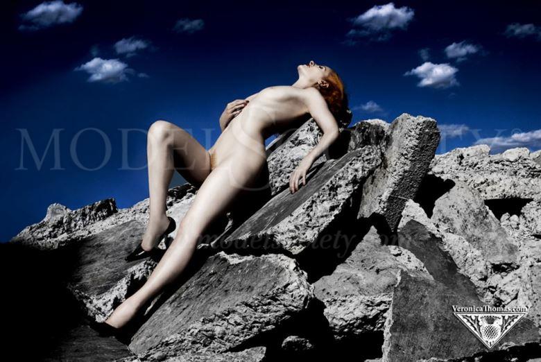 vix studios artistic nude photo by model sienna aldridge
