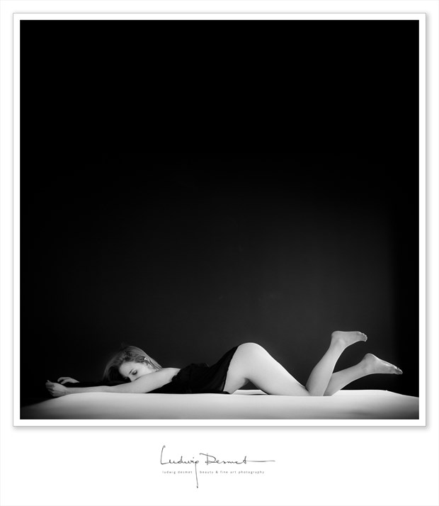 waiting for your gentle touch Artistic Nude Photo by Photographer LudwigDesmet