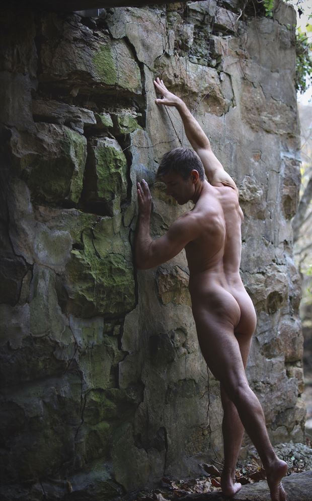 wall dance artistic nude photo by model jacob_dillon