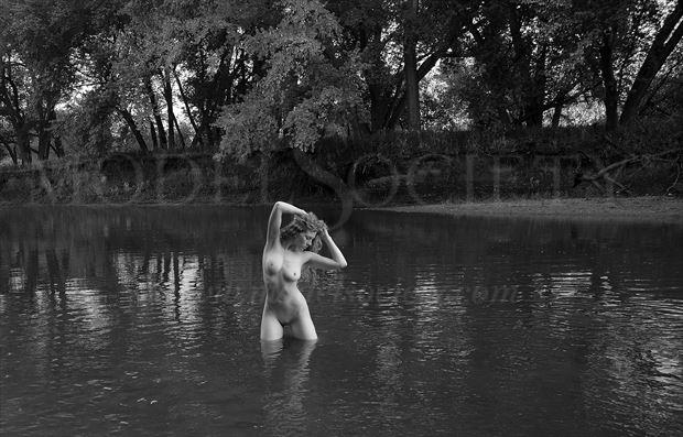 wanata state park ia artistic nude photo by photographer ray valentine