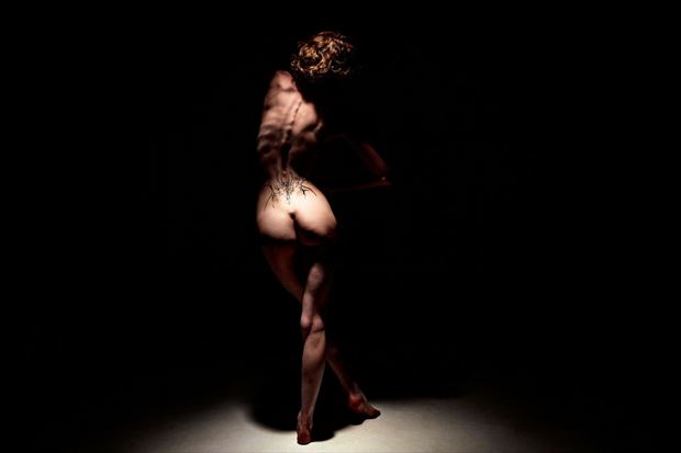 wash of light artistic nude photo by photographer david eades