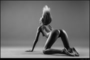 wave artistic nude photo by photographer thomas doering