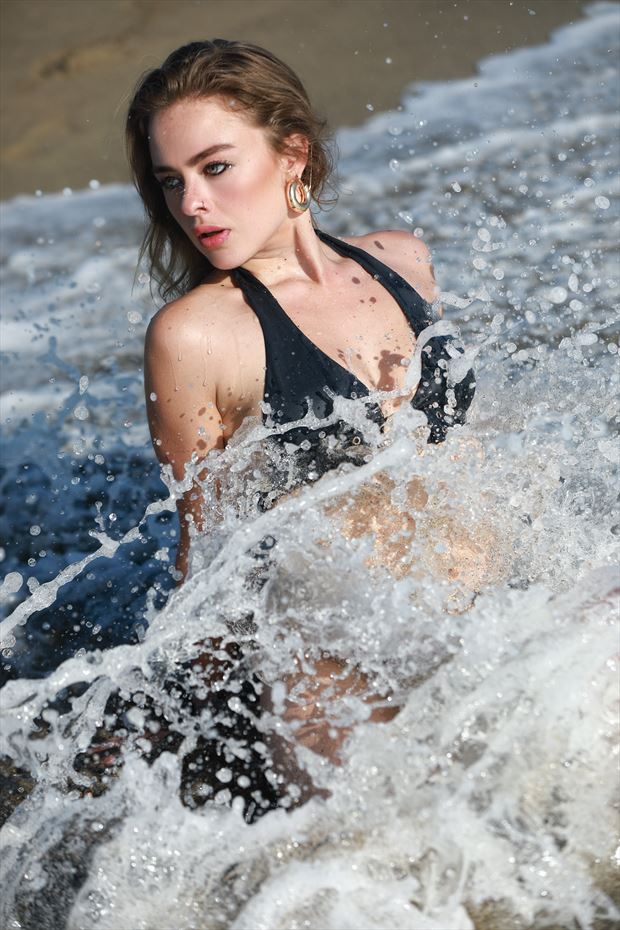 wave bikini photo by model alexandra k