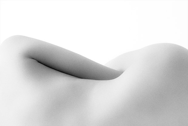 waves Artistic Nude Photo by Photographer Acqua e sapone