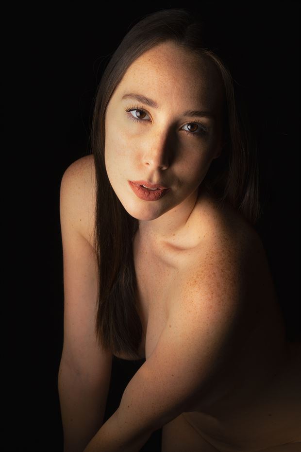 willa 3 artistic nude photo by photographer eric delaforce