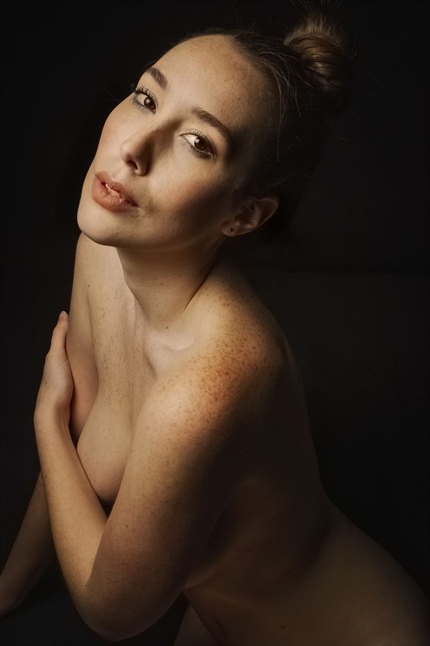 willa artistic nude photo by photographer eric delaforce