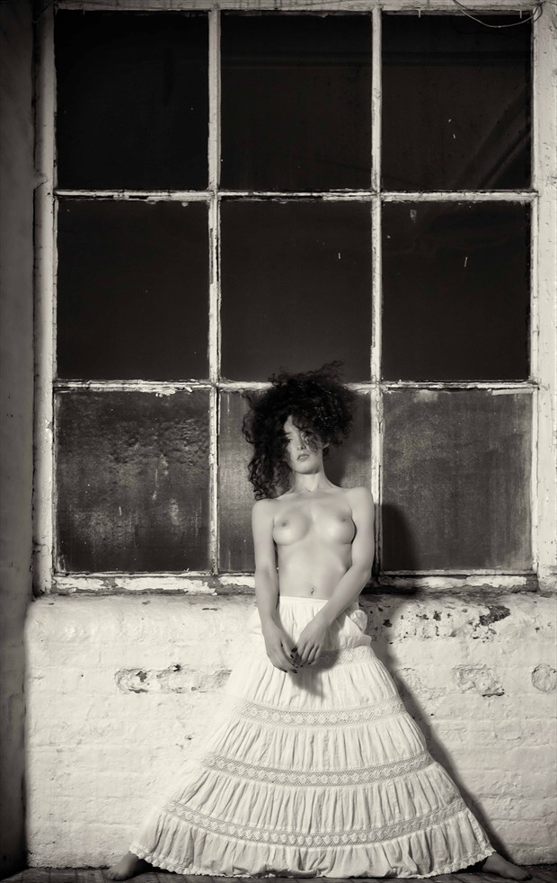 window Artistic Nude Photo by Photographer BenErnst