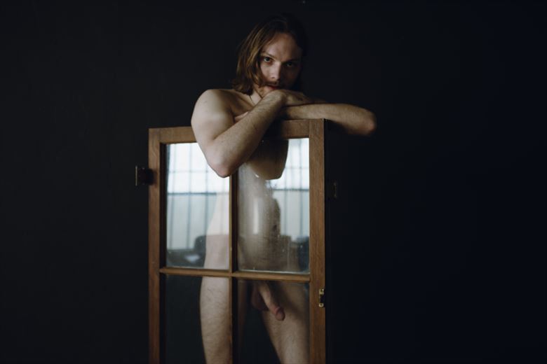 window shopping artistic nude photo by model tarzanrex