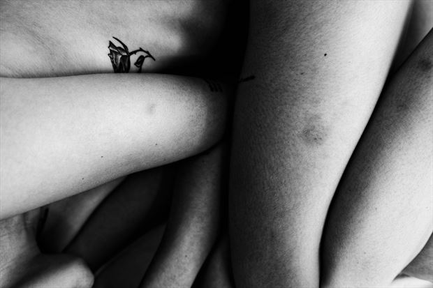 yin yang with federica 2 artistic nude photo by photographer ugrandolini