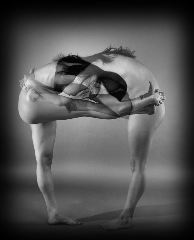 yoga dual Artistic Nude Photo by Photographer pblieden