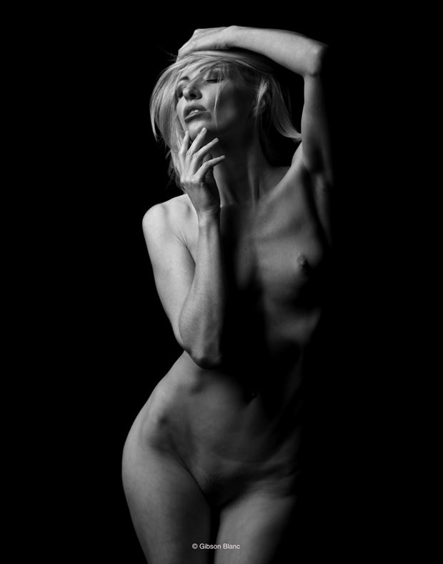 zara artistic nude photo by photographer gibson