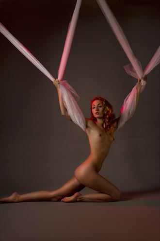 zoe in studio artistic nude photo by photographer loki westdahl studio