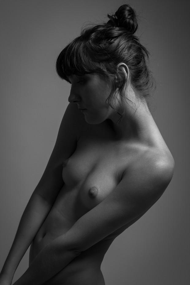 Erica Artistic Nude Artwork print by Photographer Fr%C3%A9d%C3%A9ric Desch%C3%AAnes