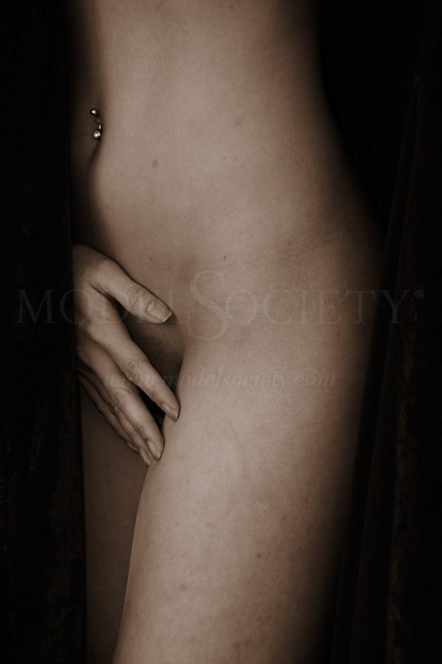Le Artistic Nude Photo print by Photographer Rowanmacs 