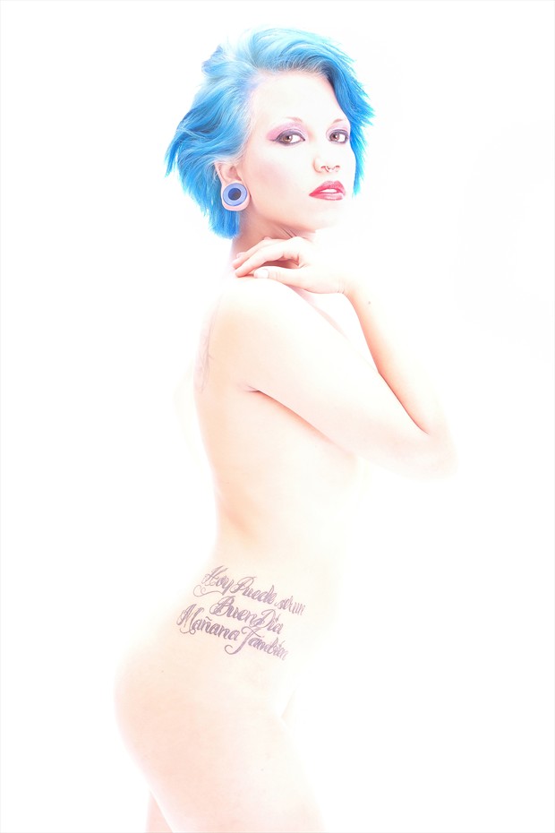 Le Salon Blanche Artistic Nude Photo print by Photographer Rafael Mesa