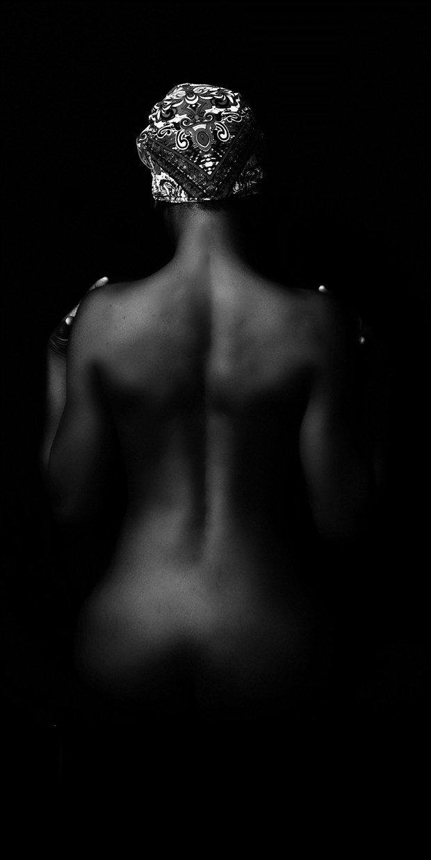 Queen Artistic Nude Photo print by Photographer Mshairi